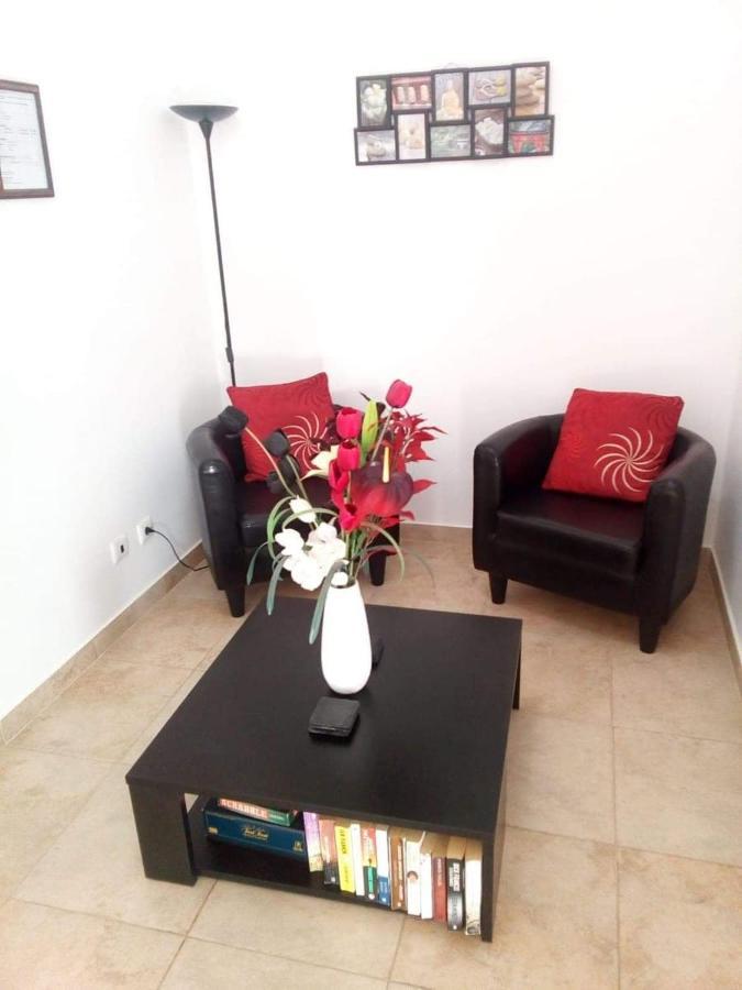 The Welcome Palmeiras Apartment Lagos Exterior photo